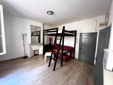 location appartement 1 pièce 25m² aix en provence 13100