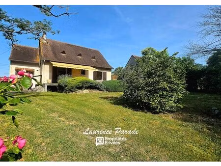 maison avec garage et parc  annexes