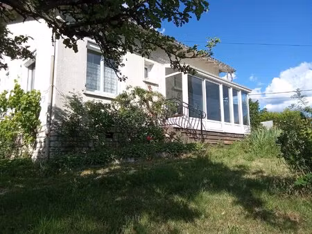 charmante maison avec jardin et piscine hors sol à piégut-pluviers