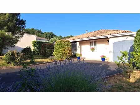 un cocon de vie à boulazac ! jolie villa de plain-pied avec dépendance  tout confort ...