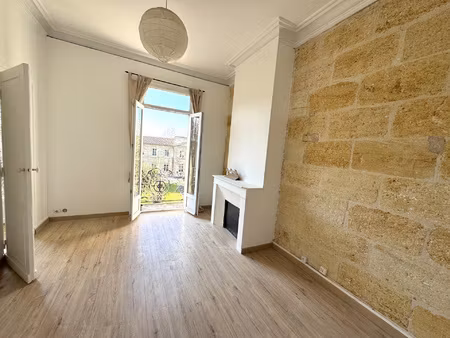 bordeaux victoire - charmant studio rénové situé plein sud