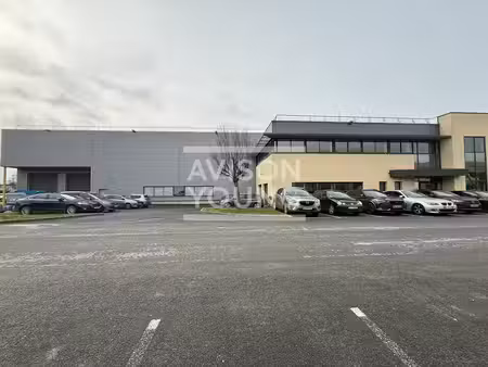 location entrepôt le mesnil-amelot 77990 2500m²