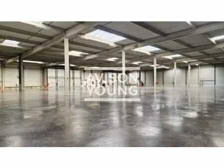 location local d’activités bussy saint georges 77600 4370m²