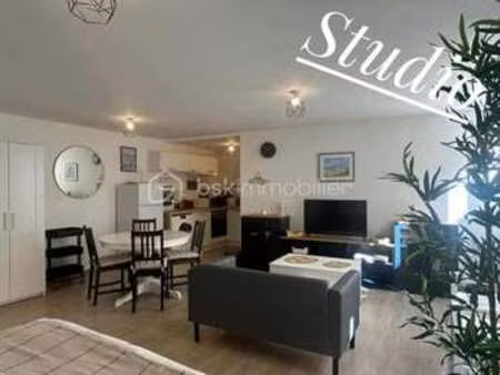 vente immeuble à isigny-sur-mer (14230) : à vendre / 150m² isigny-sur-mer