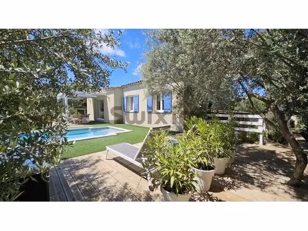 charmante maison de plain-pied avec jardin méditerranéen et piscine