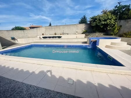 villa 4 chambres piscine