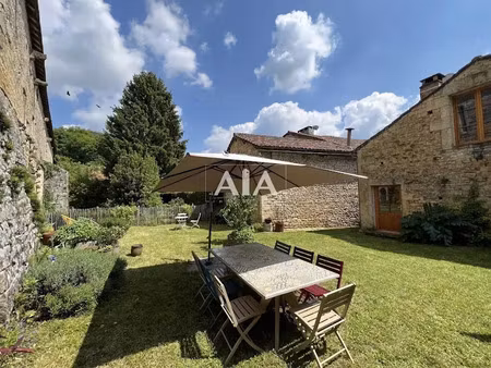 vente propriété 9 pièces 238 m² à nanteuil-en-vallée (16700)  294 000 €