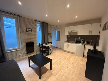 studio de 23 m2 secteur place fourneyron