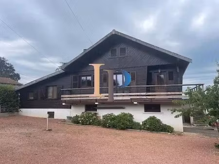 a louer charlieu chalet 4 chambres