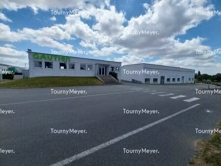 vente entrepôt saint prouant 85110 21630m²