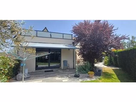 maison beaucouzé 6 pièce(s) 187 m2