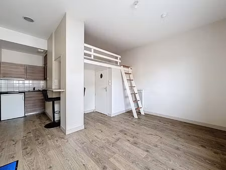 location appartement 1 pièce 22m² st lo 50000
