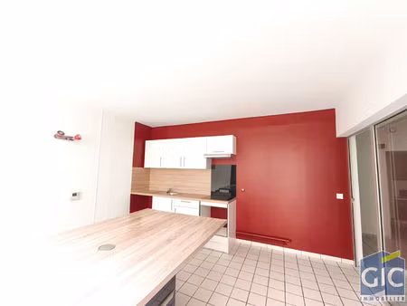 location appartement 2 pièces 49m²