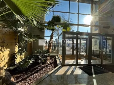 location bureaux 943 m² à 3 598 m²