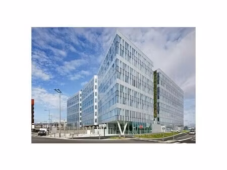 location bureaux 789 m² à 4 095 m²