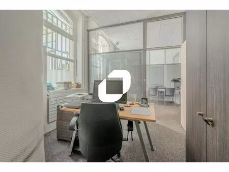 location bureaux 70 m²