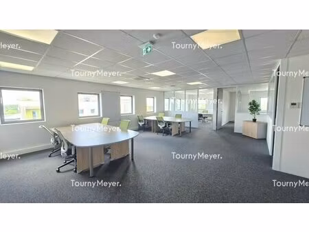 location bureaux 167 m²