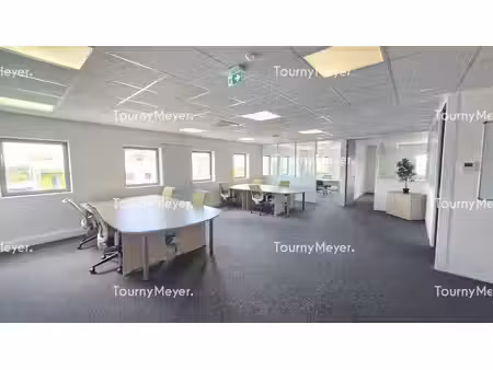 location bureaux tresses 33370 167m²