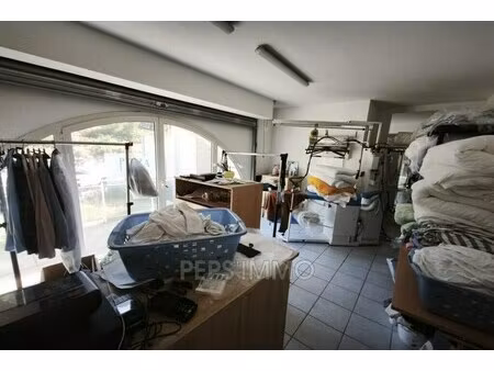 location commerce ensues la redonne 13820 18m²