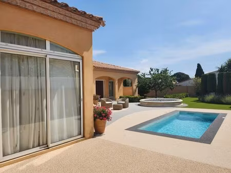 superbe villa de qualité avec très grand garage