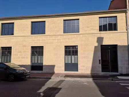 location bureaux 154 m²