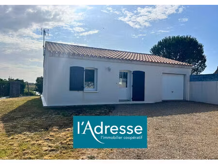 location maison 3 pièces  65.00m²  beauvoir