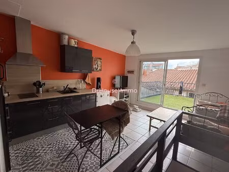 hyper centre t3 en duplex avec terrasse