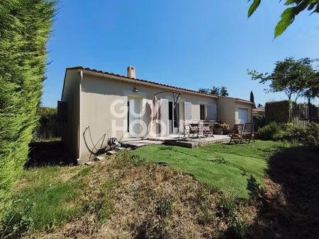 exclusivité - charmante maison de plain-pied de 2014 avec 3 chambres et garage à monteux -