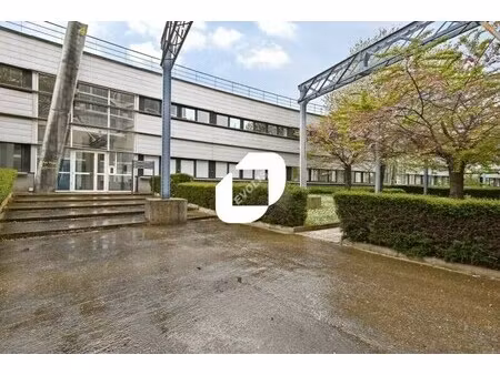 location bureaux 181 m² à 706 m²