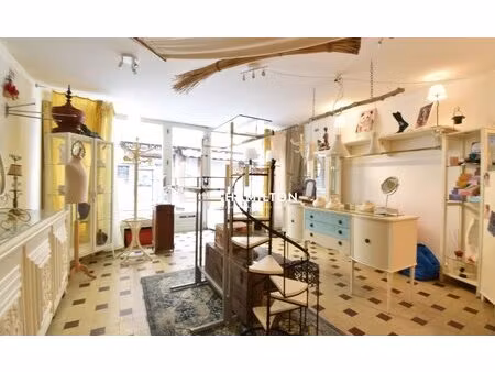 maison de village avec boutique à rénover au coeur de cordes-sur-ciel