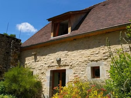 maison de village avec cour et jardin