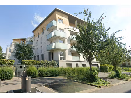 location appartement 3 pièces 73m²