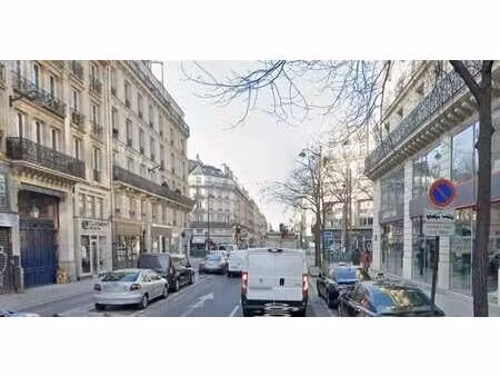 location commerce paris 75003 326m²