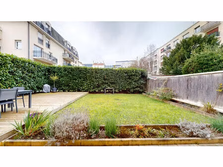 location appartement 4 pièces 109m²