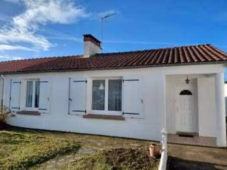 vente maison à challans (85300) : à vendre / 68m² challans