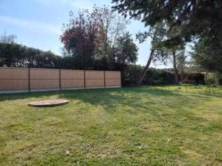 vente terrain à challans (85300) : à vendre / 384m² challans