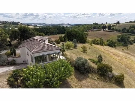 maison avec studio indépendant  vue panoramique