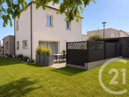 vente maison à javené (35133) : à vendre / 118m² javené
