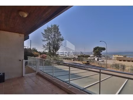 magnifique villa contemporaine avec vue mer ? secteur la nautique