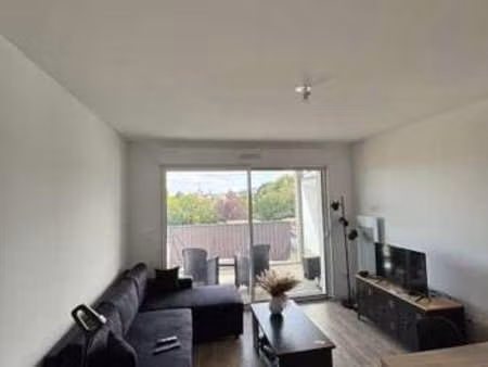 location appartement 2 pièces à angers (49000) : à louer 2 pièces / 41m² angers