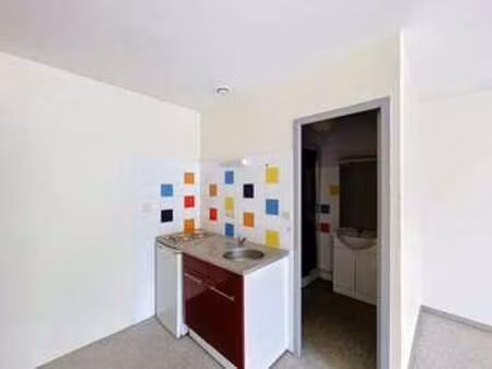 location appartement t1 à coutances (50200) : à louer t1 / 20m² coutances