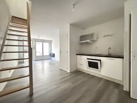 appartement de type 3 en duplex rue saint jean
