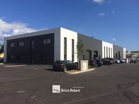 vente local d'activités 600 m²
