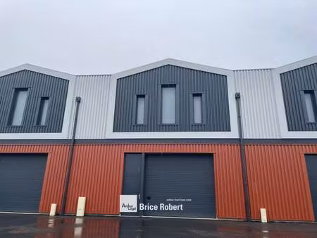 vente local d'activités 195 m² à 1 231 m²
