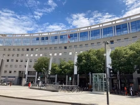 location bureaux 265 m²