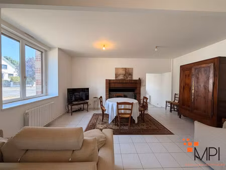à vendre maison / appartement en plein centre de mordelles