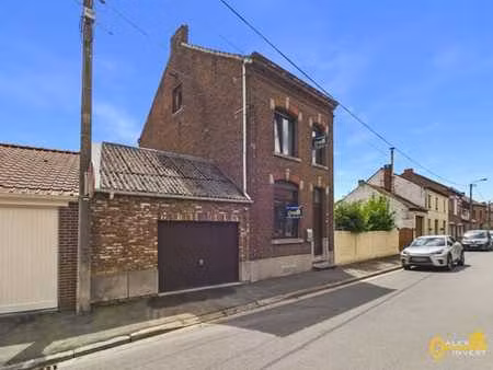 maison 3 chambres + bureau avec jardin et garage
