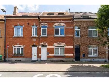 maison familiale pleine de charme avec 4 chambres et jard...
