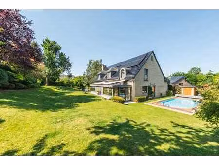 magnifique villa 5 chambres avec piscine