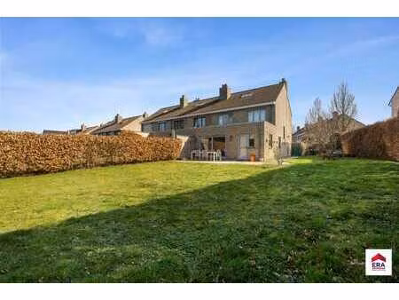 ​​​​​​​maison 3 façades prête à emménager avec 4 chambres